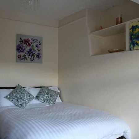 וורקינגטון John St Town House - Self Catering - Guesthouse Style - Great Value Family And Double Rooms מראה חיצוני תמונה
